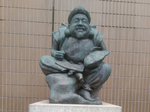 駅からハイキング 甲府駅 歴史に触れる梅見月